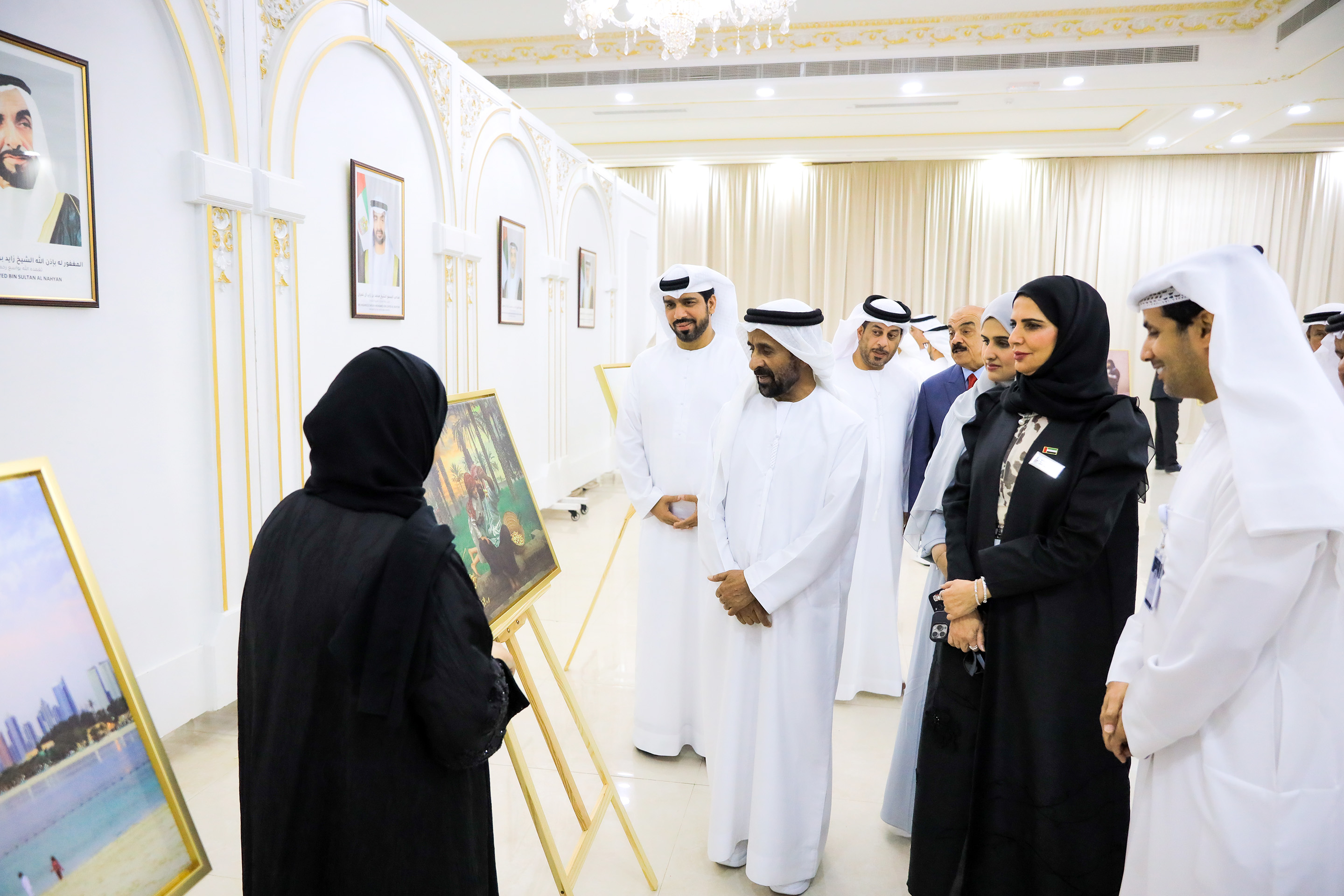 «سالم بن حم الثقافي ينظّم معرض «الأسرة الإماراتية