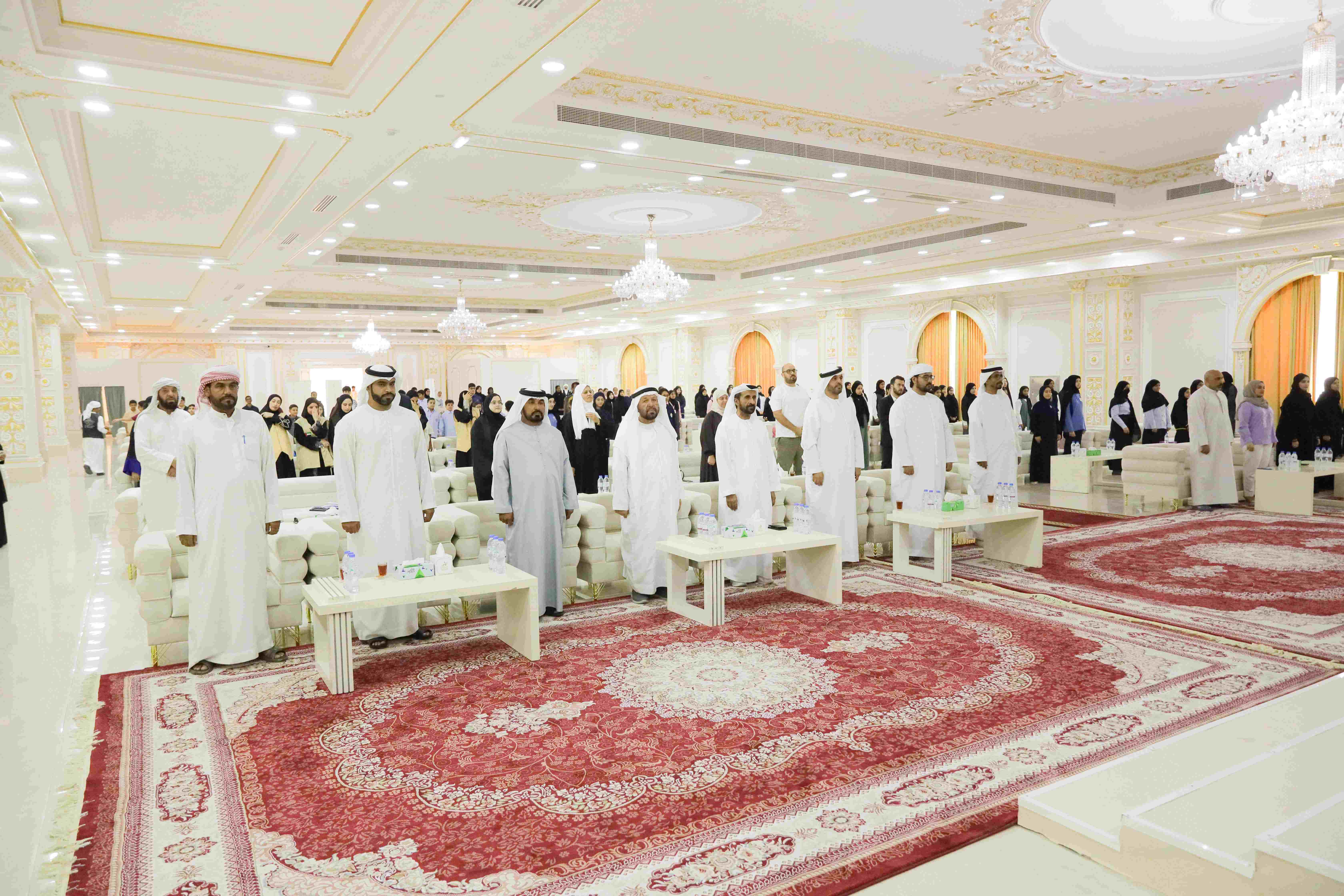 مركز سالم بن حم الثقافي ينظم محاضرة عن السنع الإماراتي